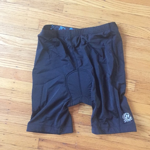 girls padded cycling shorts